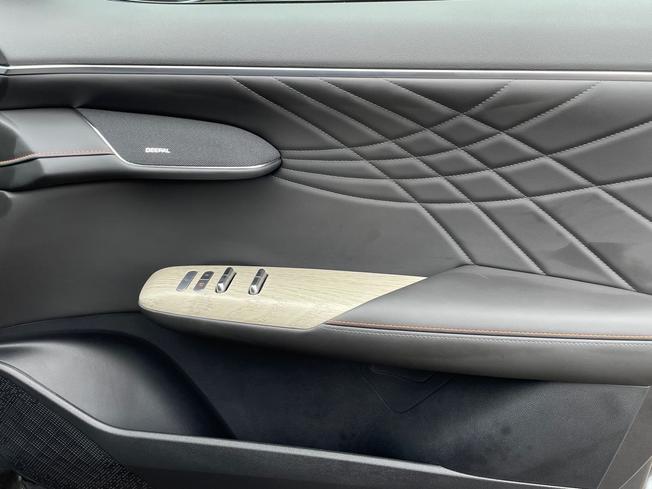 CHANGAN Deepal S07 Photo 29