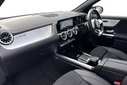 MERCEDES-BENZ Eqa Photo 2