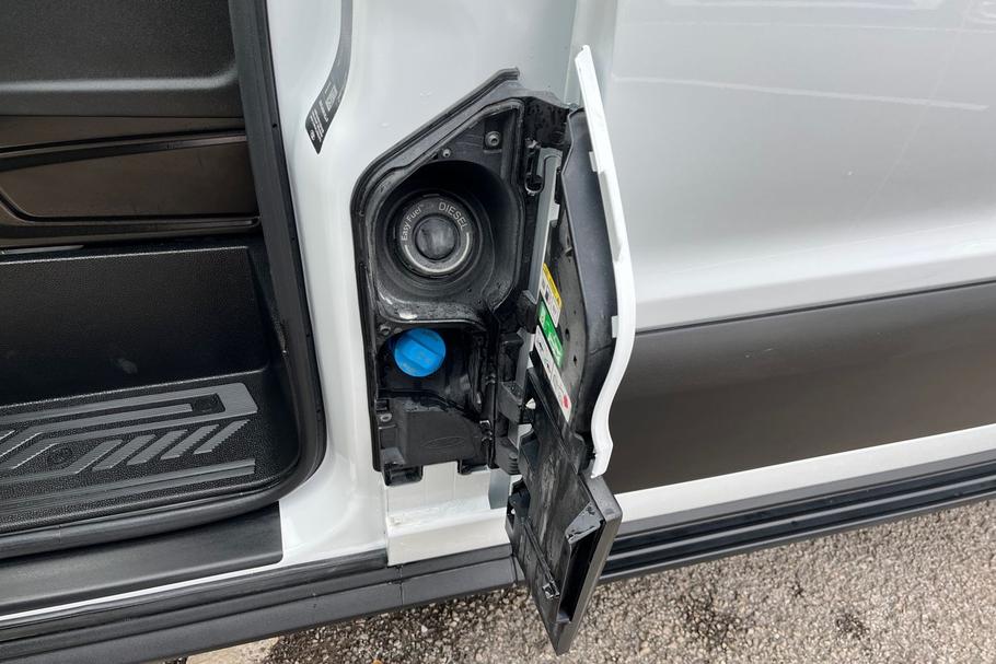 Used Ford TRANSIT 33