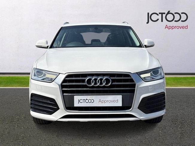 AUDI Q3 Photo 8