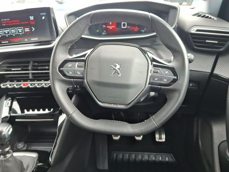 Used Peugeot 2008 RE72HTV 32