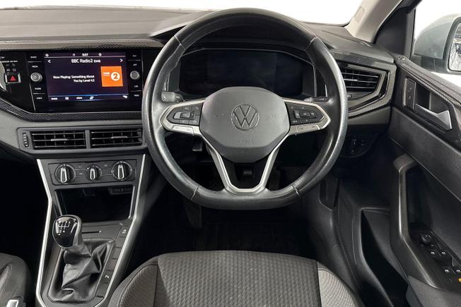 VOLKSWAGEN Polo Photo 11