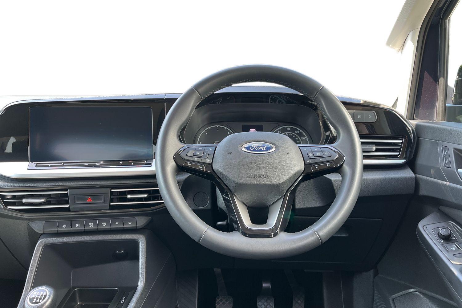 Ford TOURNEO CONNECT Photo 10
