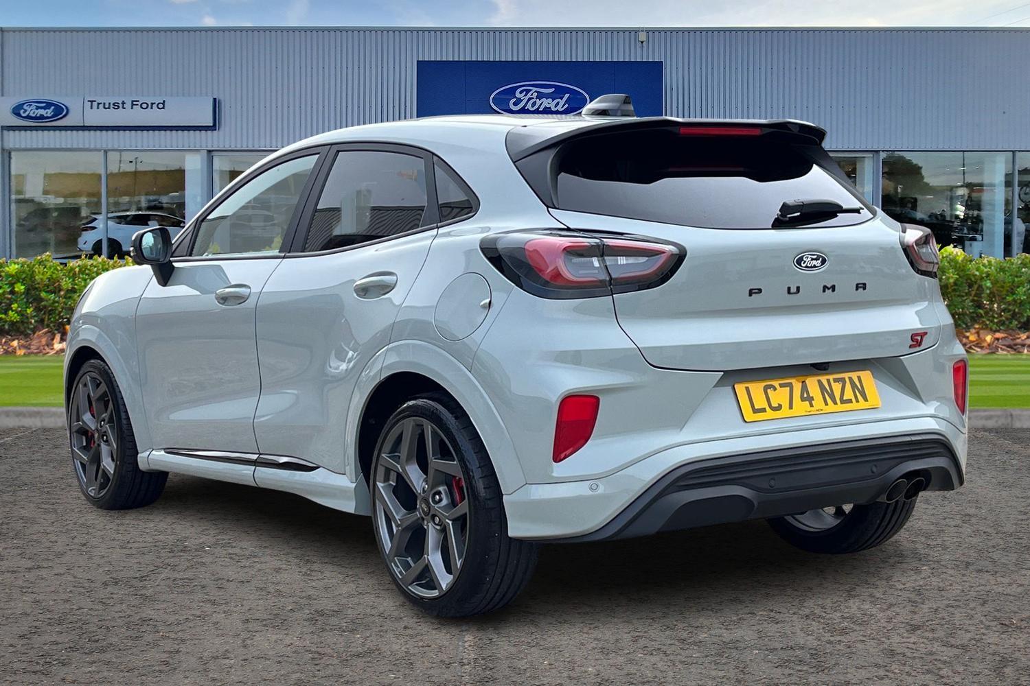 Ford PUMA Photo 1