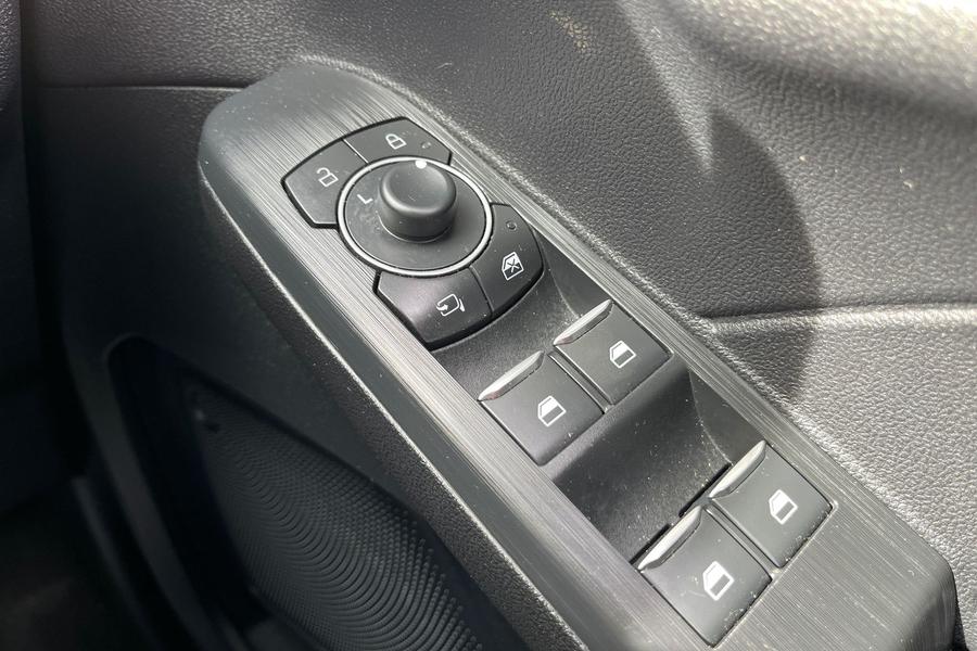 Ford KUGA Photo autoimg-f7aa837fa95cc1bb71d254139a50572db3aa8e48.jpg