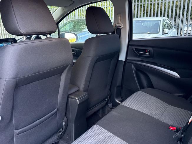 SUZUKI S-Cross Photo 43