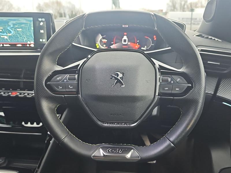 Used Peugeot 2008 NU23GVX 32