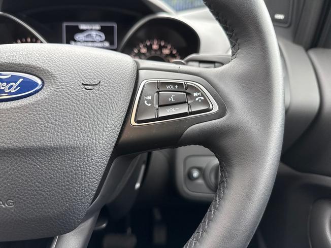 FORD Kuga Photo 17