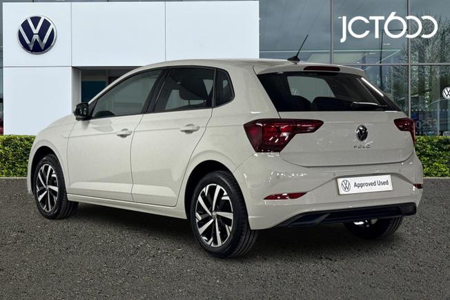 VOLKSWAGEN Polo Photo 3