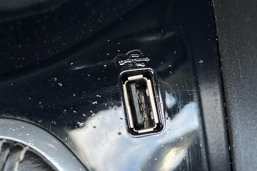 Ford FIESTA Photo autoimg-f7b5556caeafef6dd3286aa33891df1ac6fd42e0.jpg