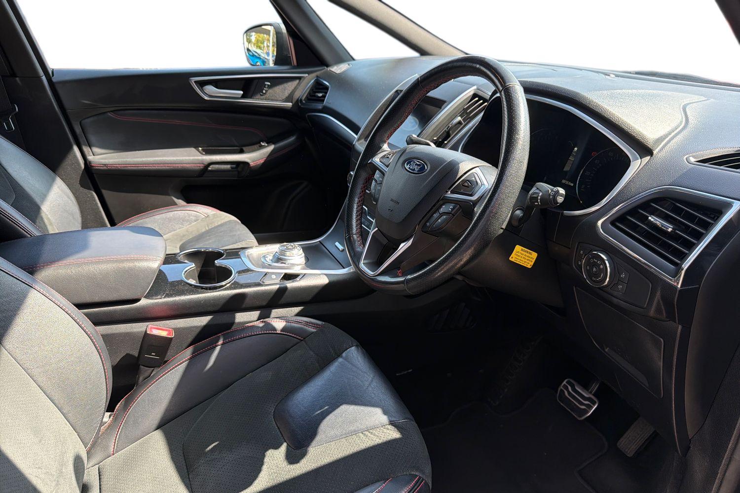 Ford S-MAX Photo 8