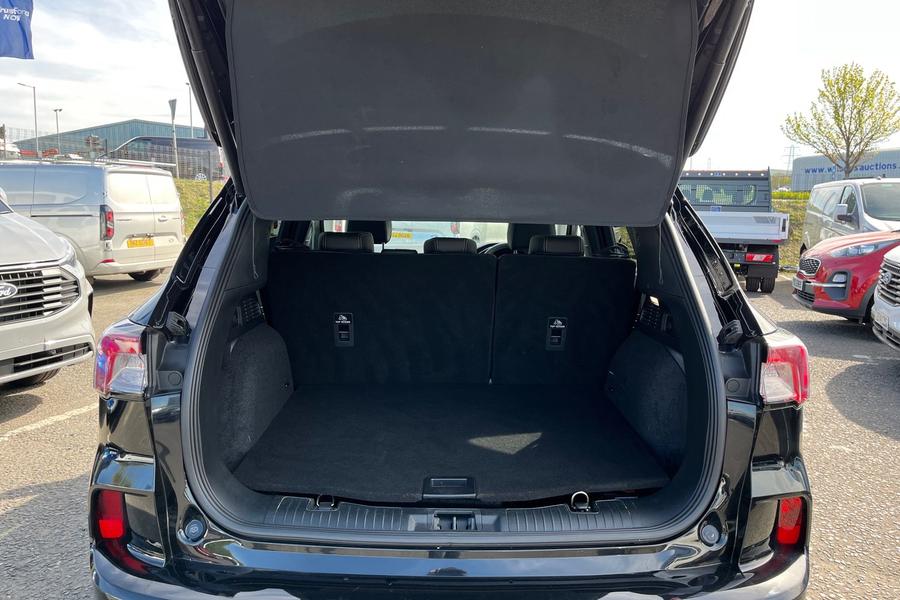 Ford Kuga Photo autoimg-f7b70ecbd3a7ea6077c6f476d6796b84b8706915.jpg