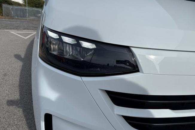 BMW Shuttle Photo 19