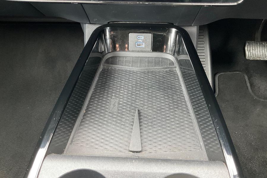 Ford MUSTANG MACH-E Photo autoimg-f7bb2f27b6acc885e3fdd2eb9ef73c9f6cd01bb4.jpg