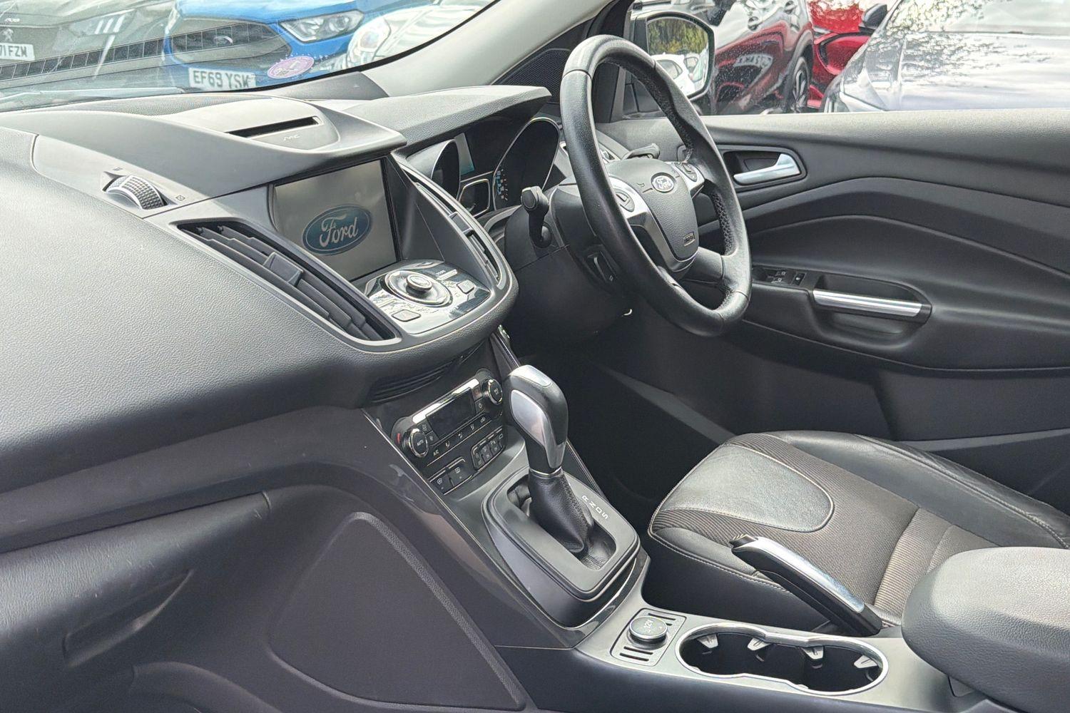 Ford KUGA Photo 17
