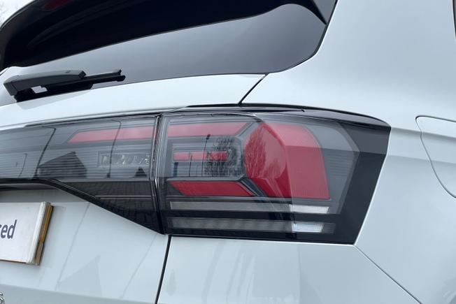VOLKSWAGEN T-Cross Photo 18