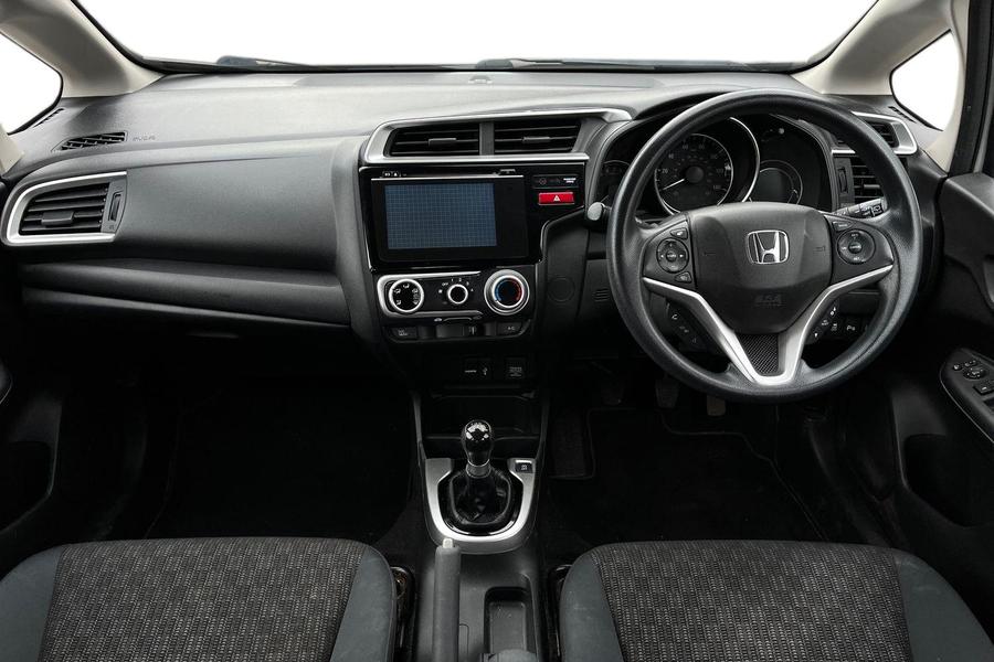 Honda Jazz Photo autoimg-f7c10956388b43610210b527e6dfbac10ca131a7.jpg