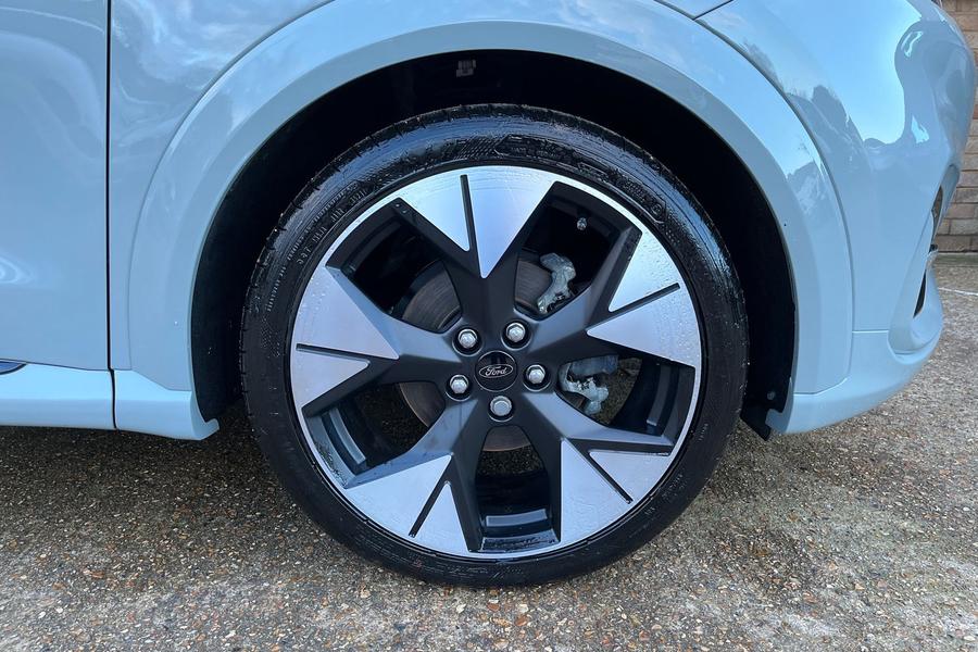 Ford PUMA Photo autoimg-f7c4ae7c91c8e71e122006d16eef38d76ff0aa37.jpg