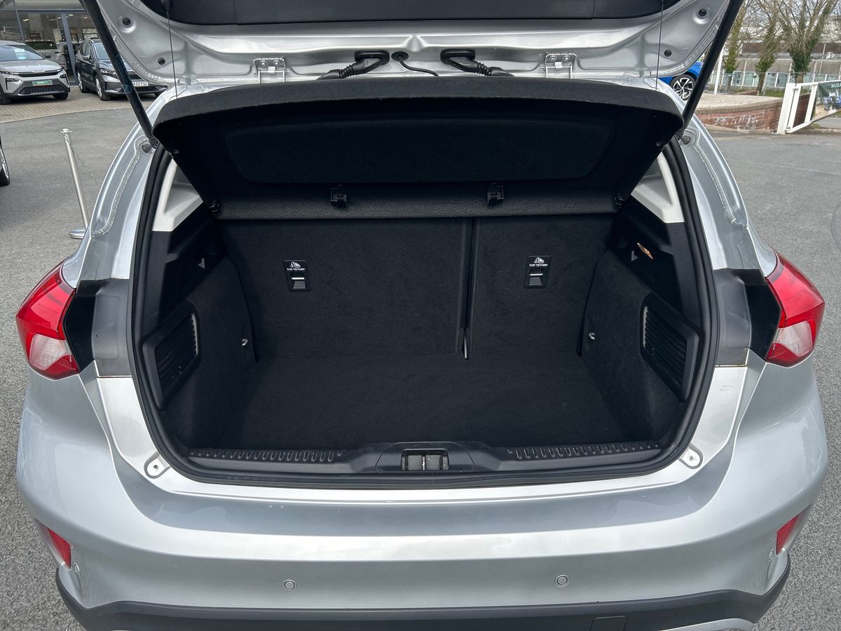 Ford Focus Photo 24