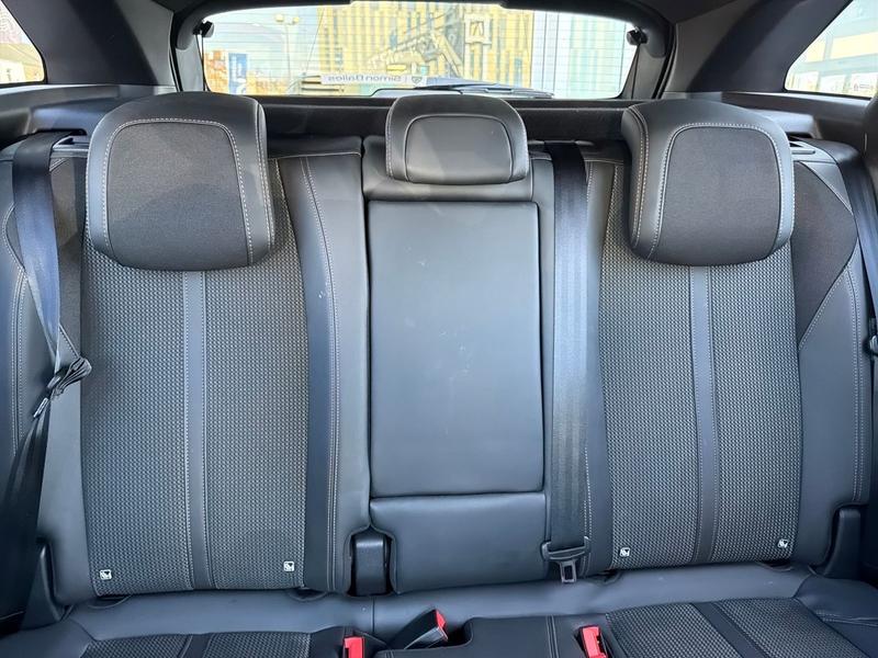 Used Peugeot 3008 SG22YXP 29