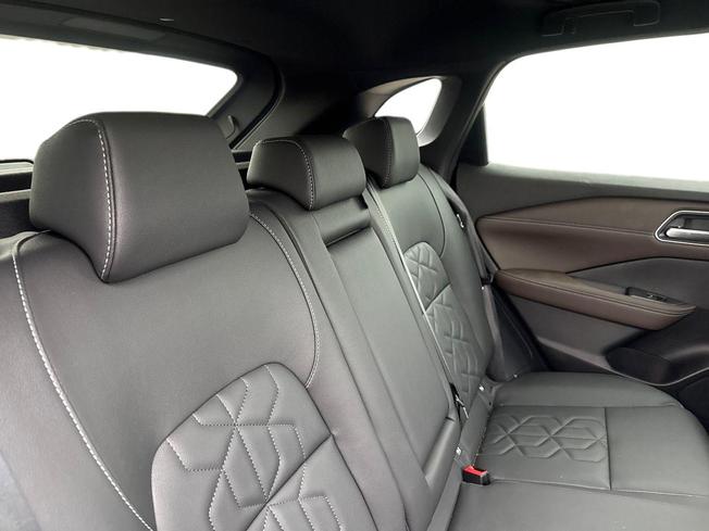 NISSAN Qashqai Photo 9