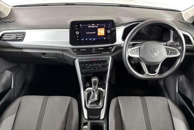 VOLKSWAGEN T-Roc Photo 10