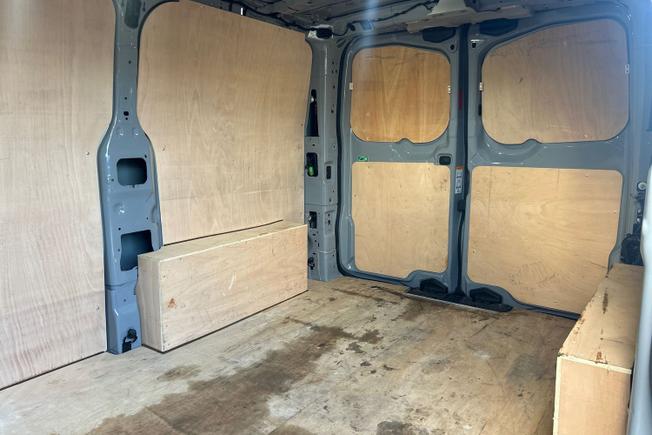 VOLKSWAGEN Transporter Photo 9