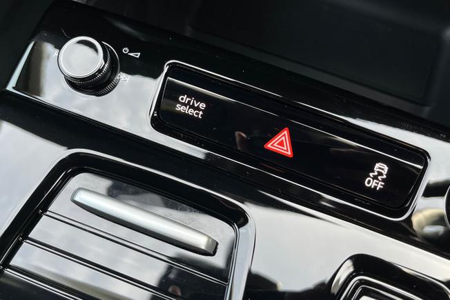 AUDI Q6 E-Tron Photo 31
