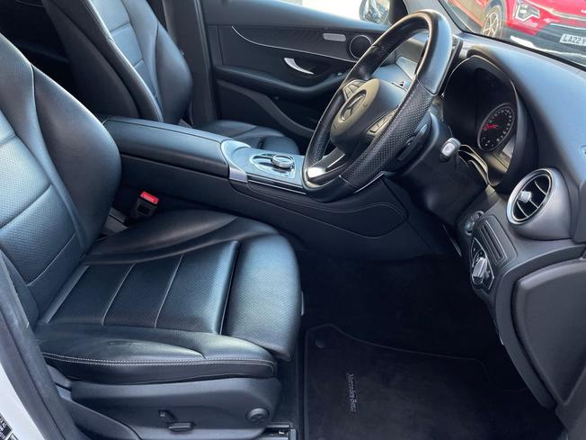 MERCEDES-BENZ Glc Photo 30