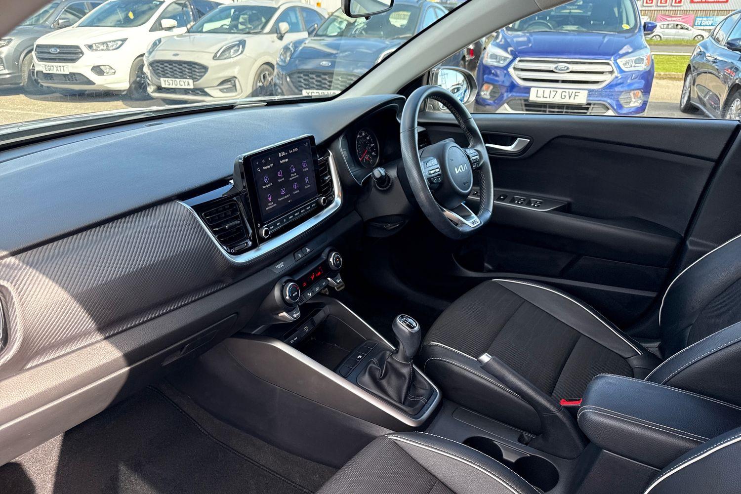 Kia STONIC Photo 17