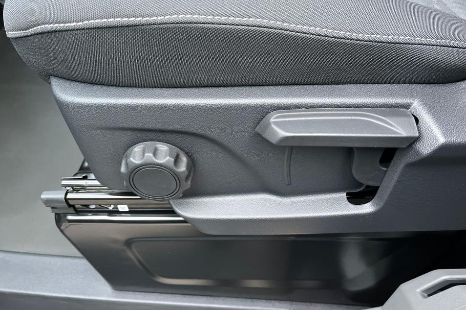 Used Ford E-TRANSIT CUSTOM YB75VCZ 18