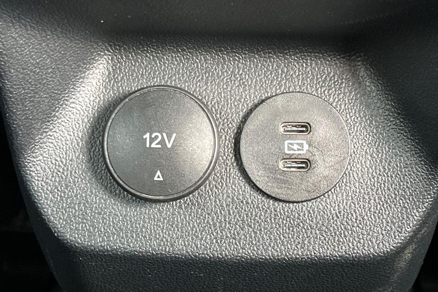 Ford PUMA Photo autoimg-f7d0a521a66dce7a1d375bf1d28ac0012ca1819a.jpg