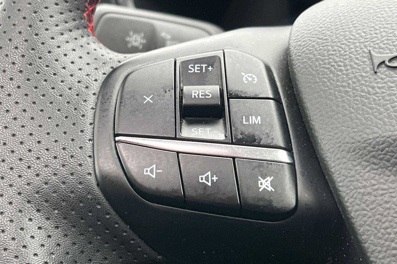Ford Kuga Photo 31
