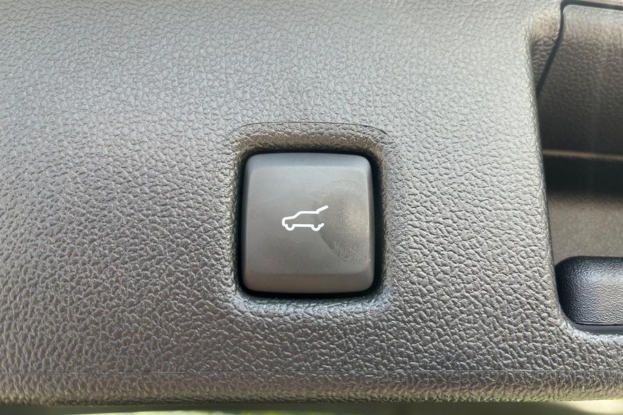 Ford Kuga Photo autoimg-f7d4195e56812875aae4949ef428c4ee6a2c390f.jpg