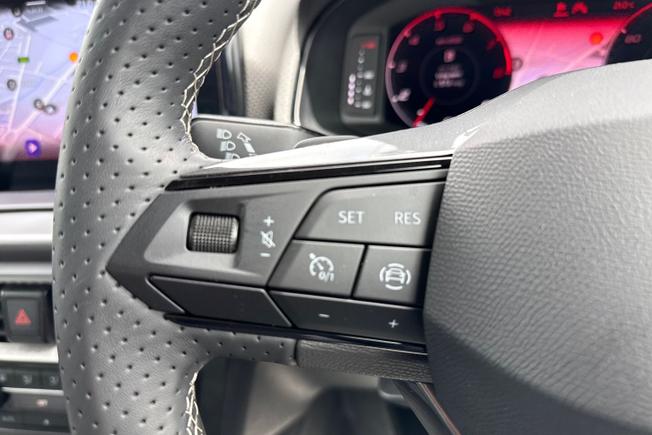 SEAT Arona Photo 16