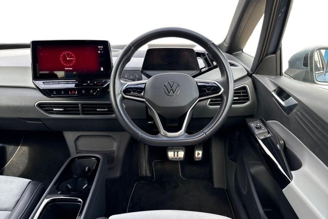 VOLKSWAGEN ID.3 Photo 11