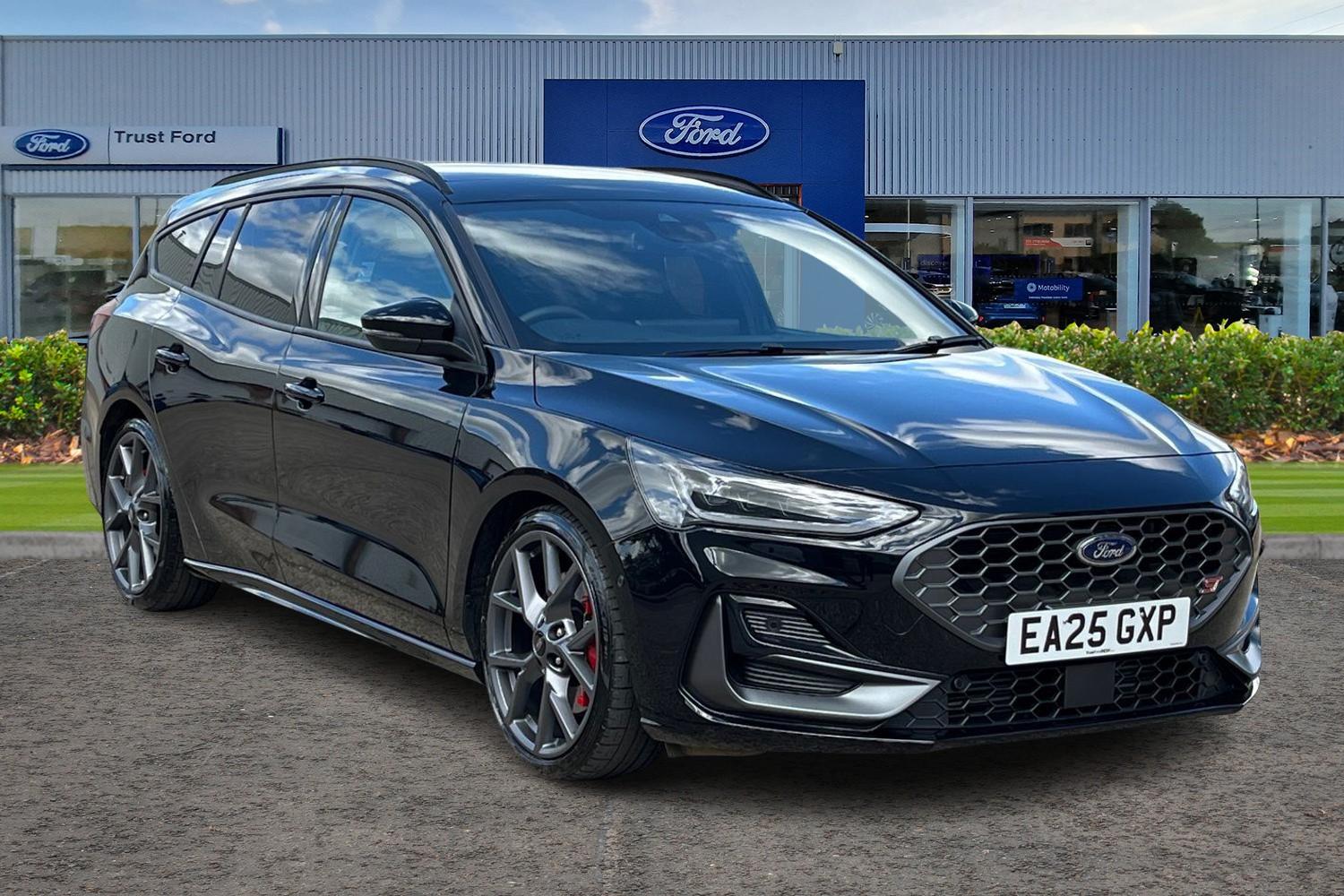 Ford Focus Photo 0