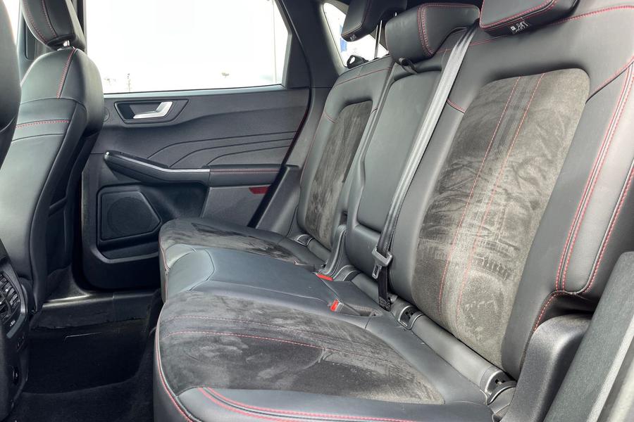 Ford KUGA Photo autoimg-f7d92a2440c7d4350abb242224dcfd300c9781dd.jpg