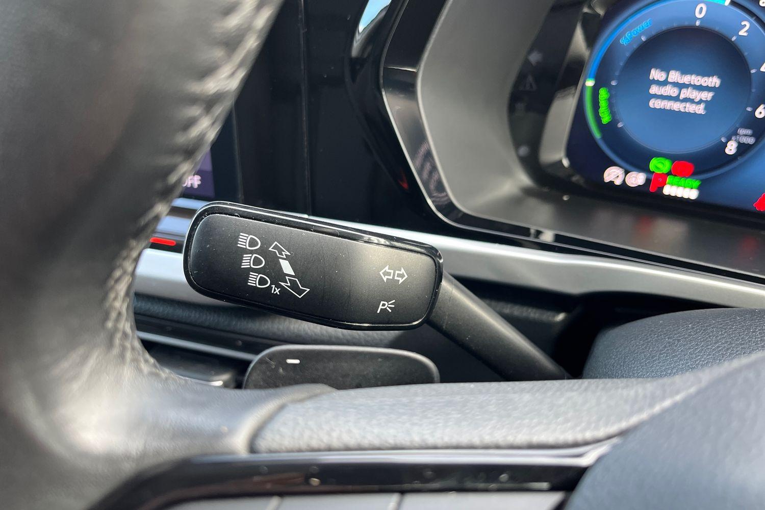 Ford TRANSIT CONNECT Photo 16