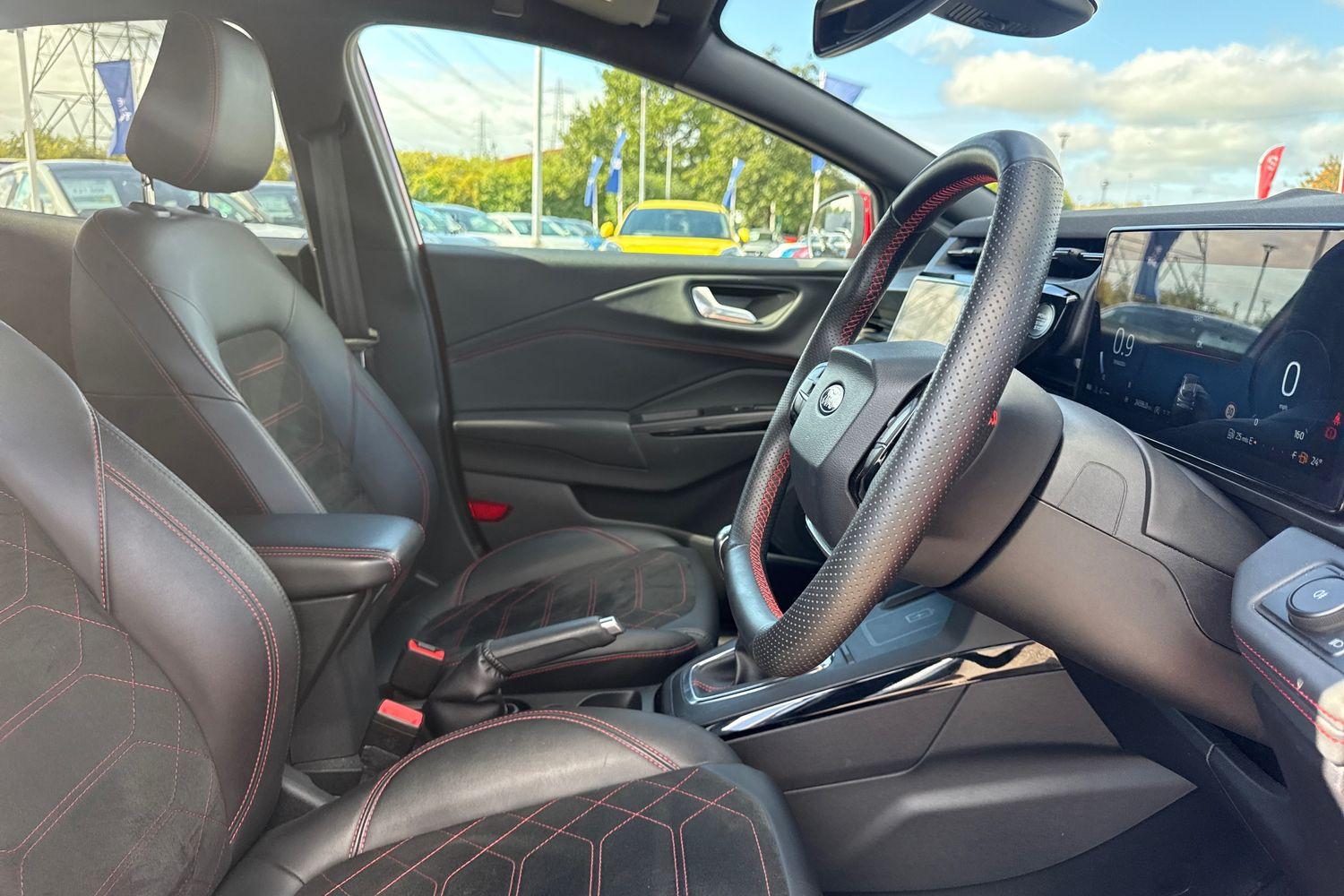 Ford PUMA Photo 16