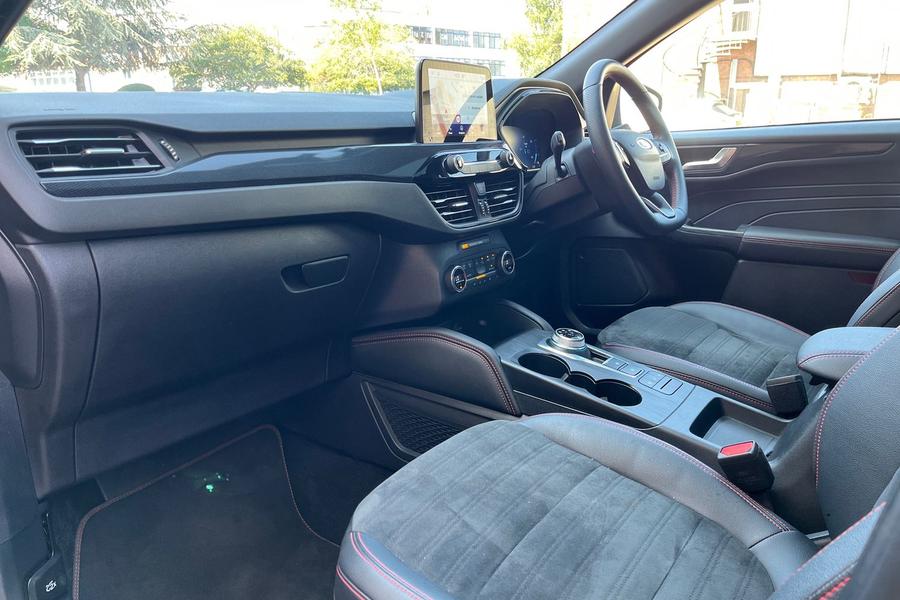 Ford Kuga Photo autoimg-f7e0796f9507d5a4d98cd24ea70e1d8fda076d0a.jpg