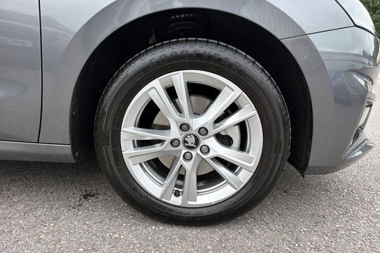 Skoda Fabia Photo autoimg-f7e1f0832b695da8c6e55ca8115c6f3d02d53bf7.jpg