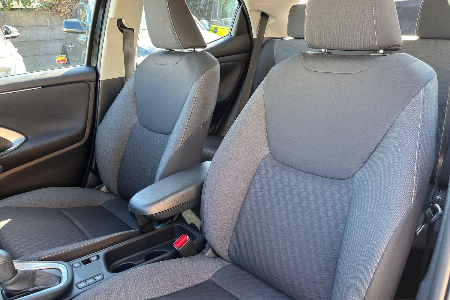 Toyota YARIS Photo 18