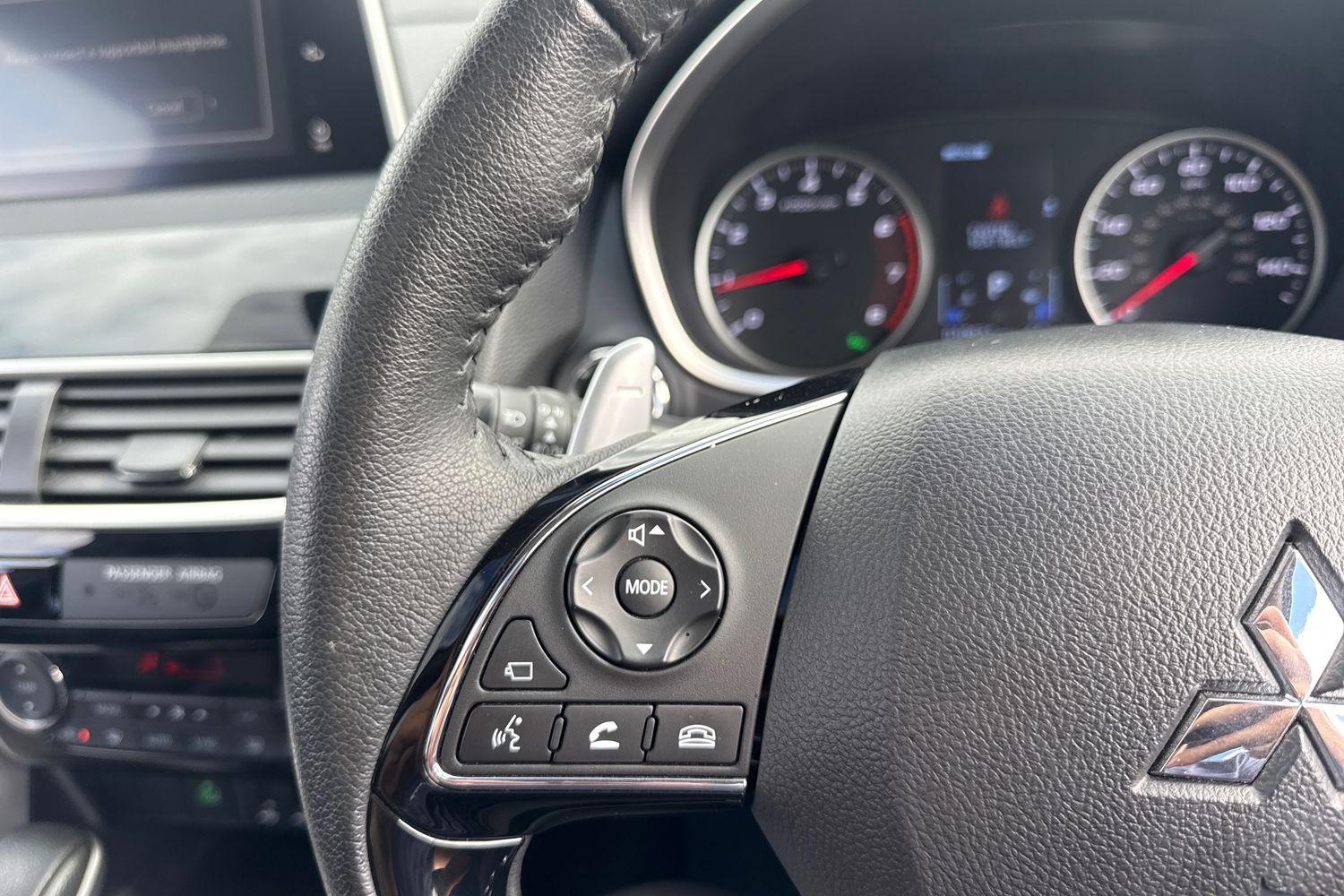 Mitsubishi ECLIPSE CROSS Photo 28