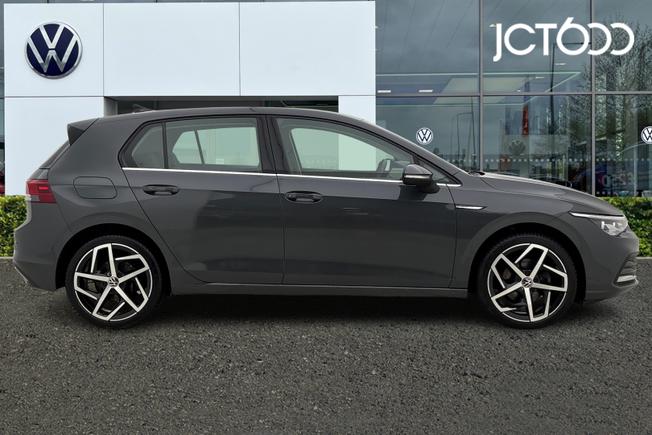 VOLKSWAGEN Golf Photo 4