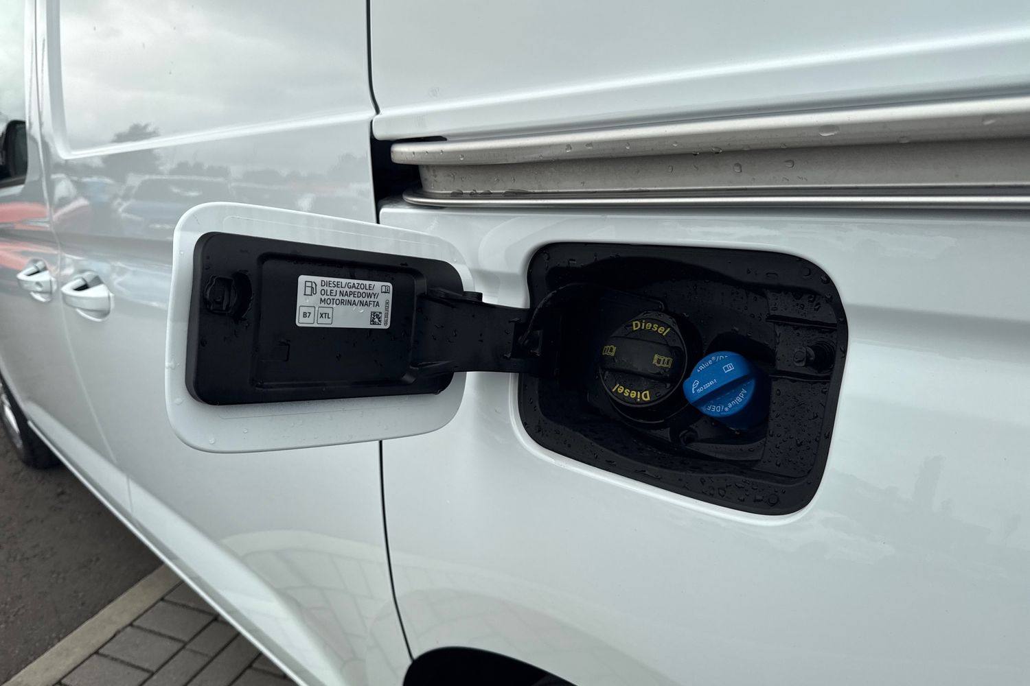 Ford TRANSIT CONNECT Photo 7