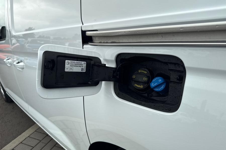 Ford TRANSIT CONNECT Photo autoimg-f7ebe97092fc6303a0906b60364c8950f184d16a.jpg