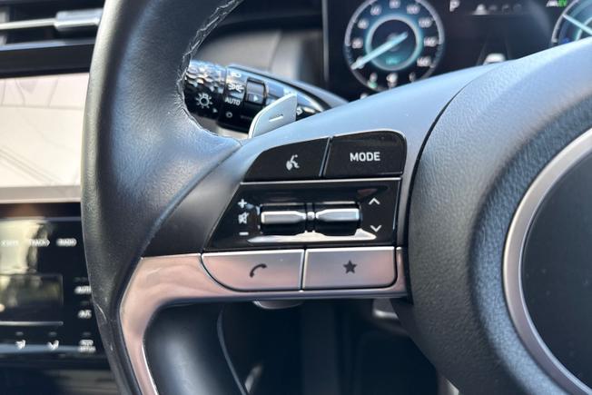 HYUNDAI Tucson Photo 16