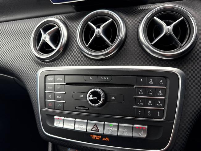 MERCEDES-BENZ A Class Photo 34