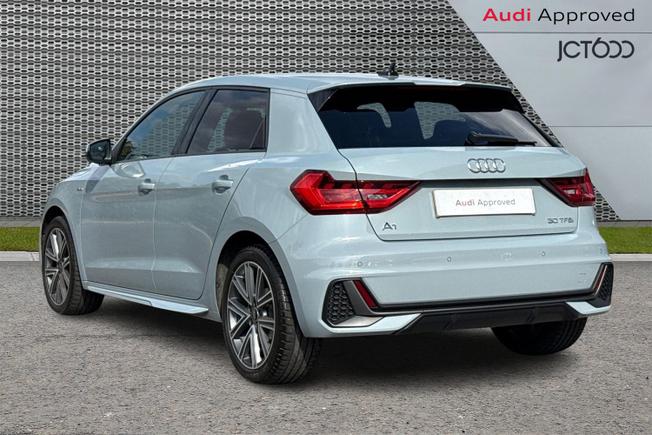 AUDI A1 Photo 3